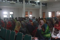 Para siswa-siswi SMA Santa Louis Surabaya saat mengikuti pertemuan di Gedung KH. M. Yusuf Hasyim lantai 3 Pesantren Tebuireng, pagi tadi (22/03/2016)