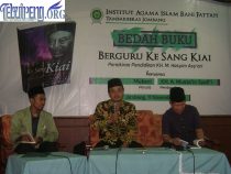 Narasumber bedah buku di kampus IAI Bani Fattah Tambakberas, Jumat (11/11)