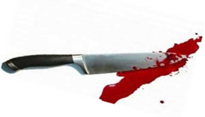 Gambar pisau berdarah