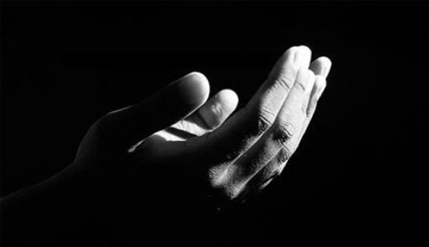 Mengangkat Tangan Saat Berdoa | Tebuireng Online