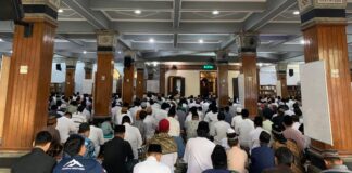 Pelaksanaan shalat Idul Adha di Tebuireng, Kamis (29/06/2023). Foto: admin