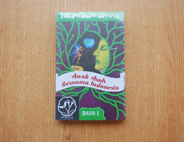 Buku Anak Asuh Bernama Indonesia