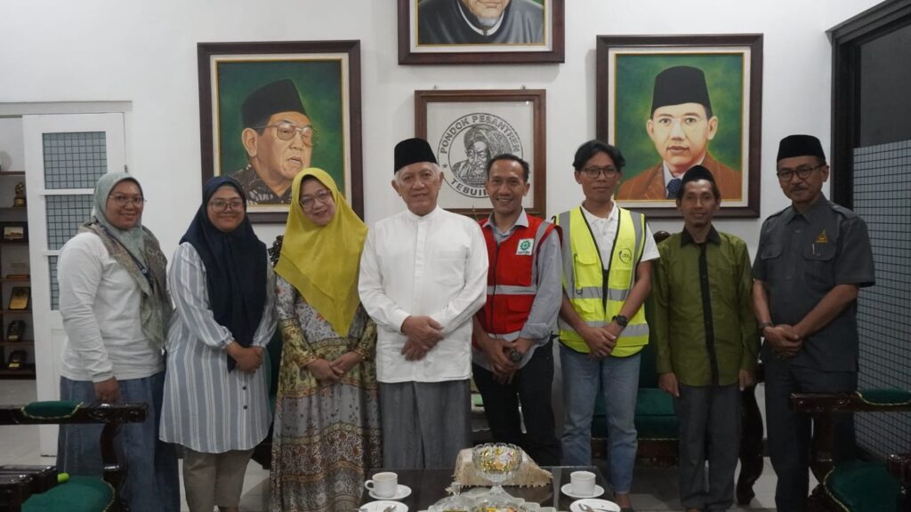 Danone Dan IRI Bergerak Bersama Pesantren Tebuireng Dalam Edukasi ...