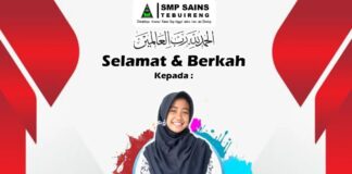 Raihanah juara 1 speech di kompetis D'LAFEST yang diselenggarakan oleh SMA A Wahid Hasyim.