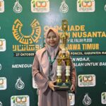 Zumroh berhasil meraih juara 1 dalam cabang Qiro'atul Kutub Shahih Bukhari Putri pada kompetisi Musabaqah Qiroatul Kutub (MQK) di Olimpiade Santri Nasional (OSN), peringatan 1 abad PP Al-Falah Ploso.