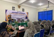 Sejumlah dosen dan staf progam magister PAI Unhasy mengikuti asesmen lapangan, Senin-Selasa (23-24/06/2025). Foto: Ilvi