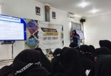 Penyampaian materi di kegiatan MPLS SMP Sains Tebuireng, Rabu (9/7/2025). Foto: Aulia