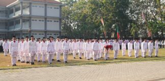 Ribuan Santri Tebuireng Ikuti Upacara Peringatan HUT ke-80 Kemerdekaan RI