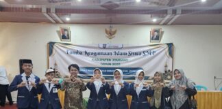 Tim SMP Sains Tebuireng Raih Juara 2 Cerdas Cermat Islami