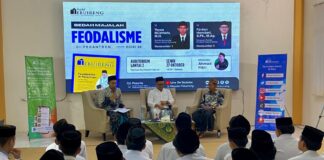 Majalah Tebuireng Tepis Tuduhan Feodalisme: Itu Tak Relevan dengan Tradisi Pesantren