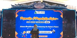 Sambutan Dzurriyah hingga Mudir Warnai Pagelaran di SMP Sains Tebuireng