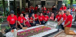 Perayaan Cap Go Meh, INTI Jawa Timur Silaturahmi dan Ziarah ke Makam Gus Dur