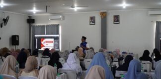 Workshop Hertech di SMP Sains Tebuireng Bahas Pemanfaatan dan Risiko AI