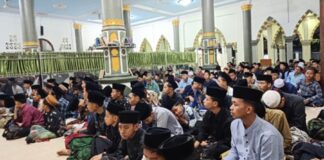 Santri Kembali ke Pondok Tebuireng 3 Usai Liburan