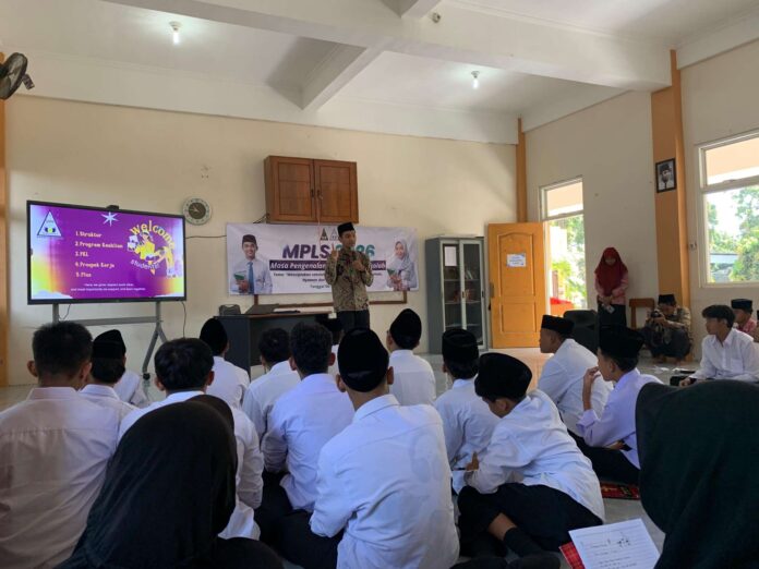 SMK Khoiriyah Hasyim