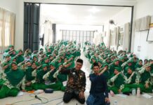 Gelar Program BRUS, Kemenag Jombang Ajak Siswi Baru MTs Sains Salahuddin Wahid Berkarakter Qur’ani