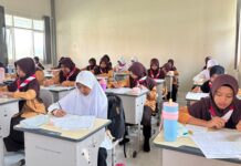 Ukur Kemampuan Awal Siswi Baru, MTs Sains Salahuddin Wahid Gelar Pre-Test Matrikulasi Matematika